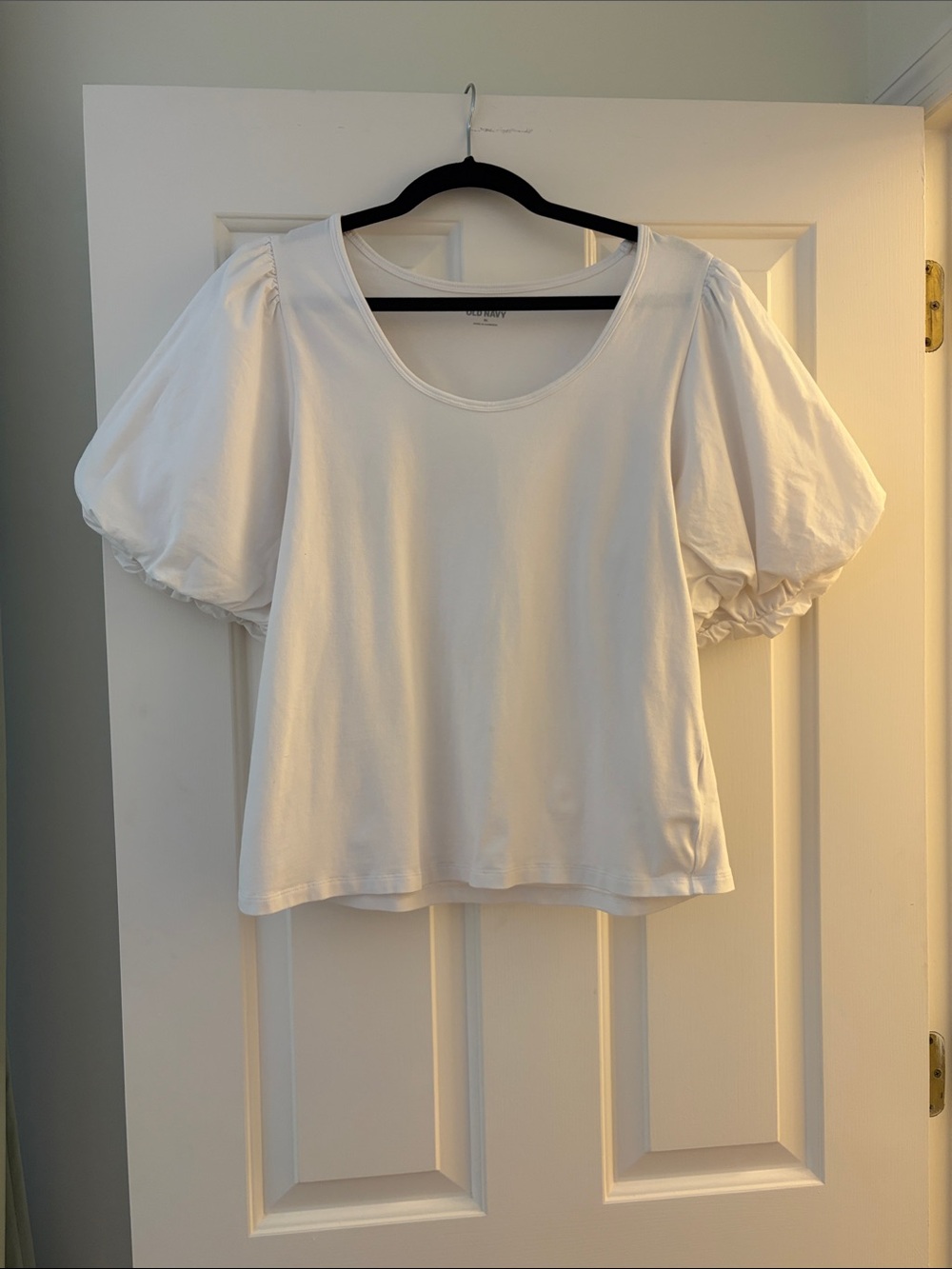 Old Navy White Puff Sleeve Scoop Neck Top